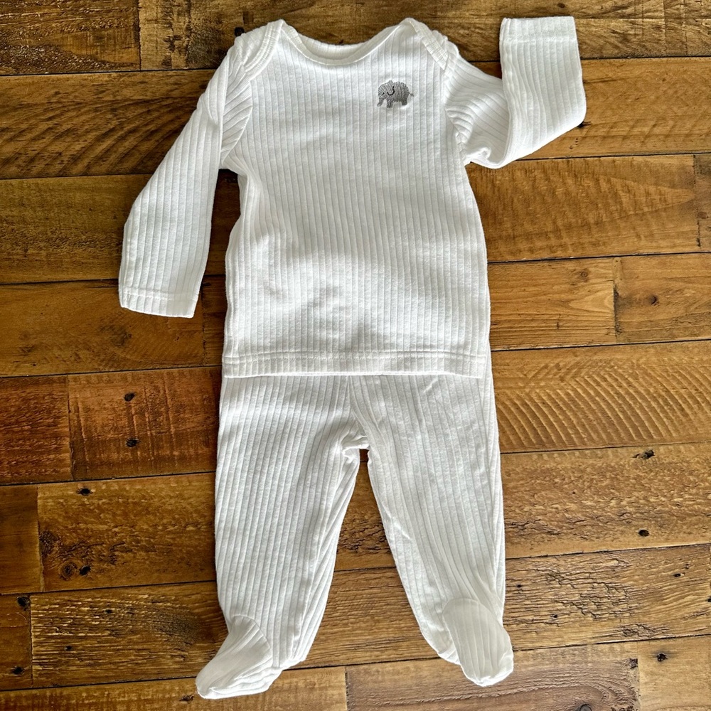 Just One You Carter’s 2-Piece Set